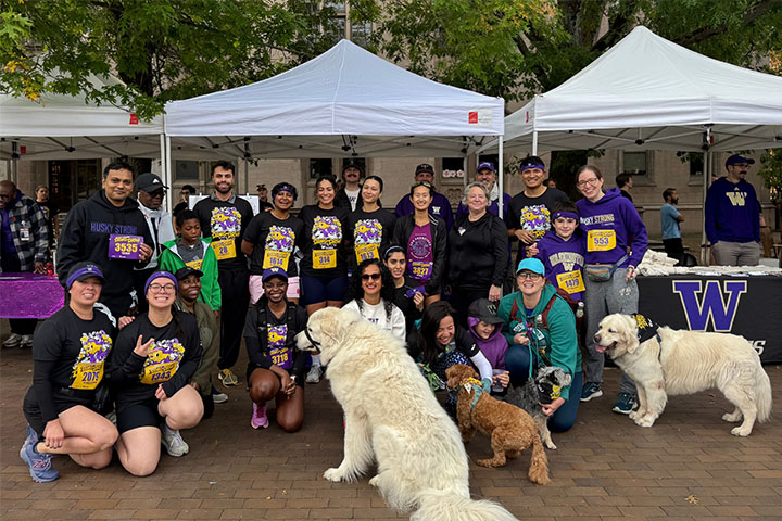 Group photo of UW SPH runners